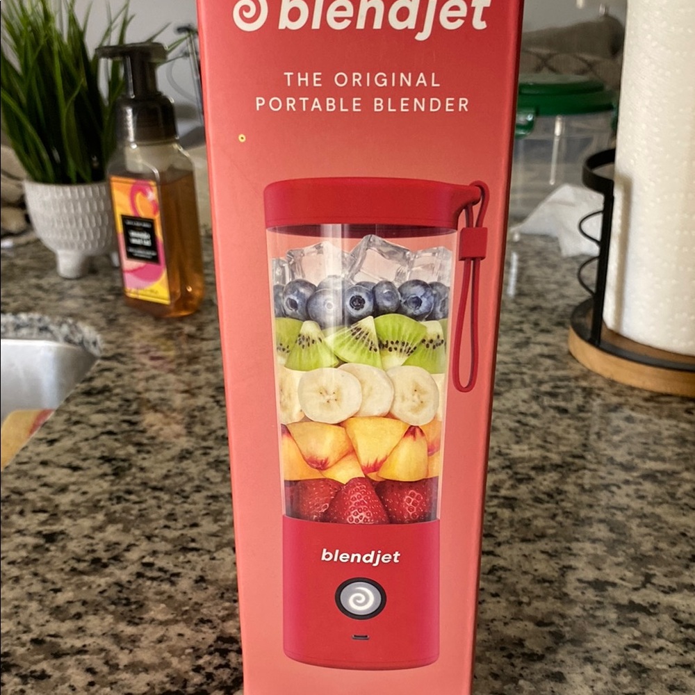 Red Portable Blender
